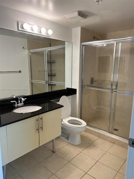 Building Photo - 31 SE 5th St