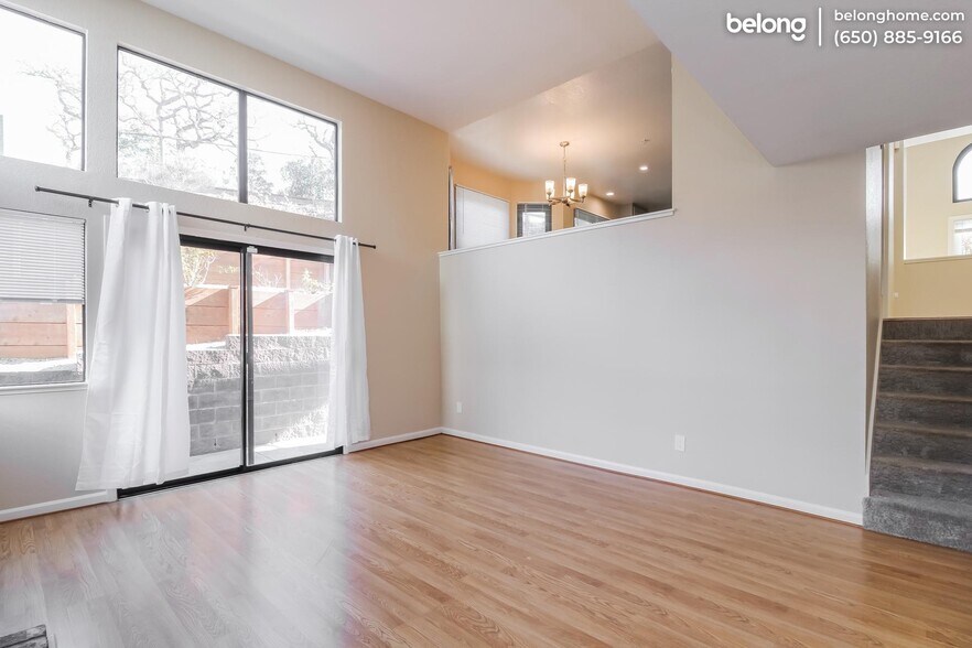 Building Photo - 412 Wood Hollow Dr