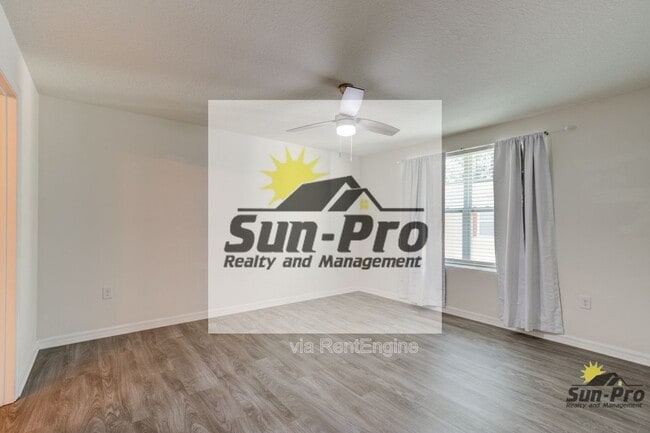 Building Photo - 1660 Pham Dr