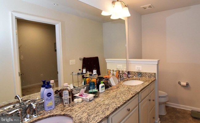 Building Photo - 3544 Briarwood Dr