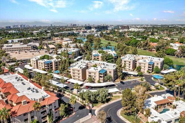 Building Photo - 5124 N 31st Pl