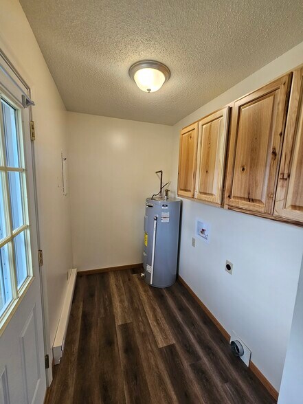 Building Photo - 1621 Blanchard Ave