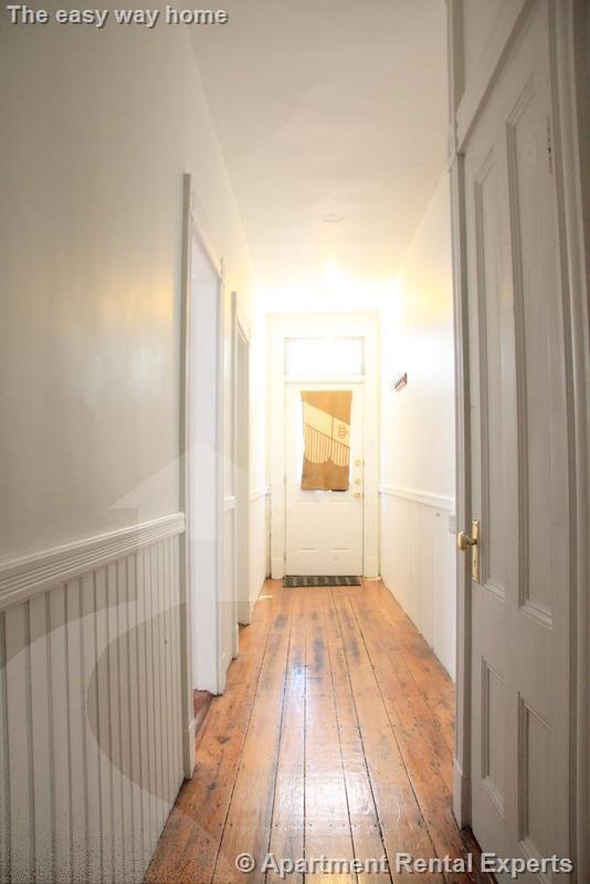 Building Photo - 52 Portsmouth St