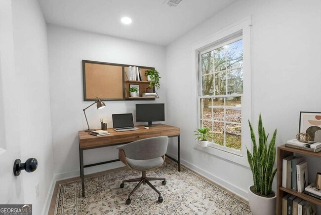 Building Photo - 408 E Marable St