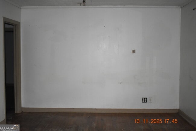 Building Photo - 3189 Somerset Dr