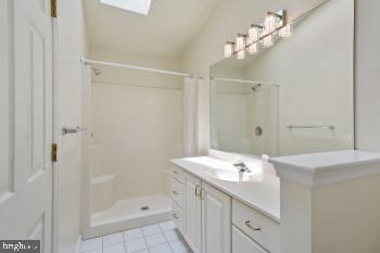 Building Photo - 312 Blenny Ln