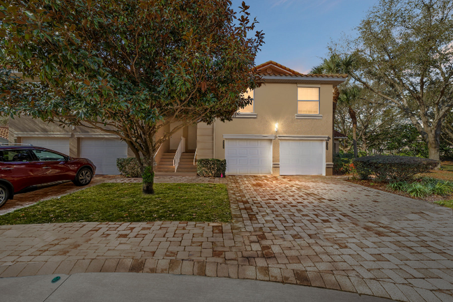 Building Photo - 5436 Admiral Way
