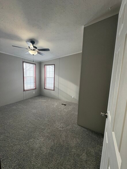 Building Photo - 11222 Shady Brook Ct