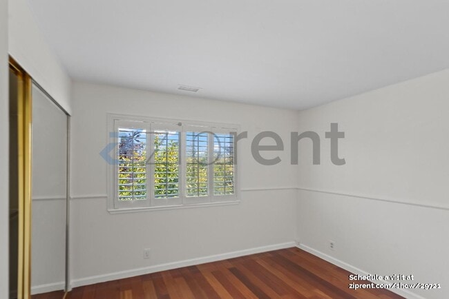 Building Photo - 36816 Papaya St