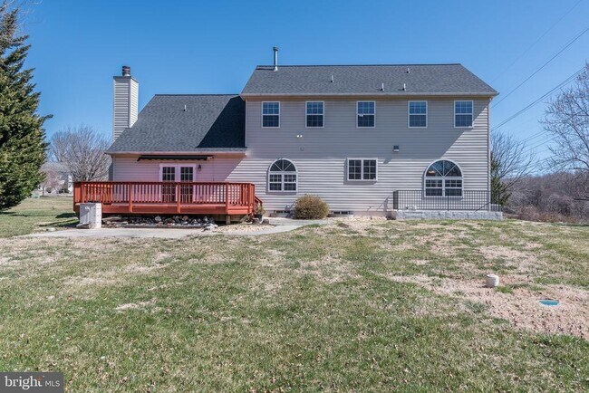 Building Photo - 19900 Belle Chase Dr