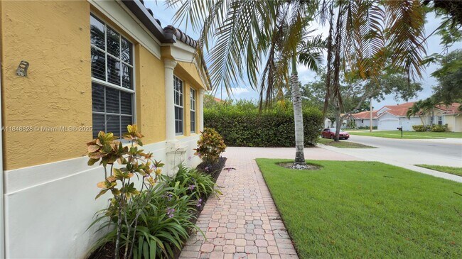 Building Photo - 1247 NW 165th Ave