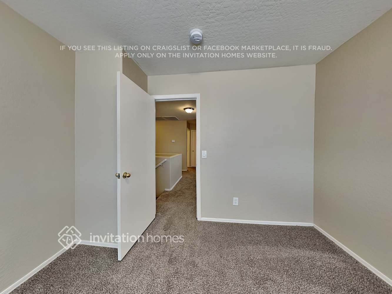 Building Photo - 1331 S 219th Ln
