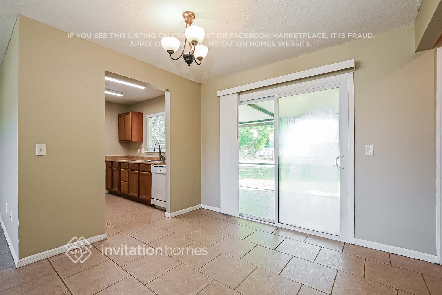 Building Photo - 3196 Sky St