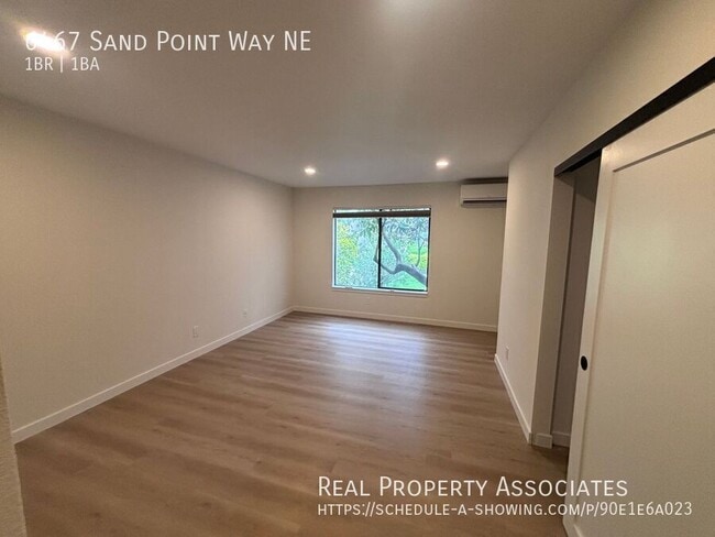 Building Photo - 6467 Sand Point Way NE