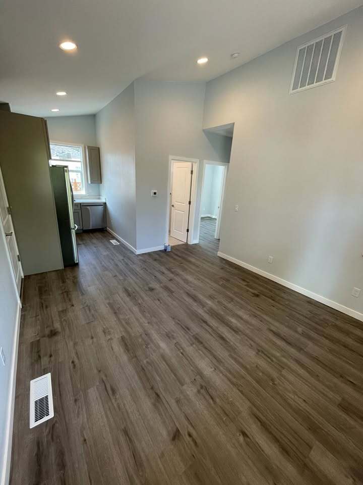 Building Photo - 1765 Waller St SE