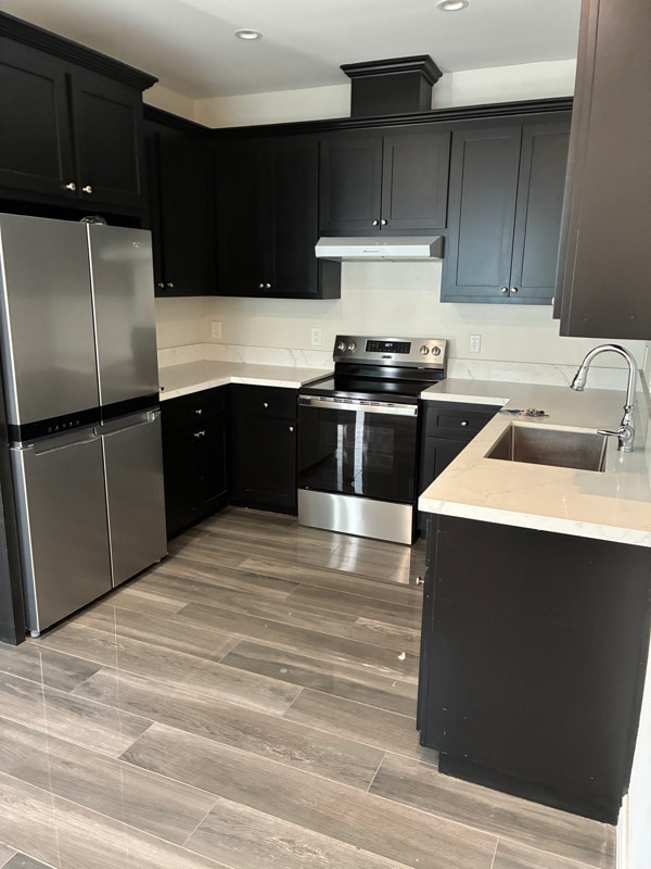 Building Photo - 1209 Center Ln