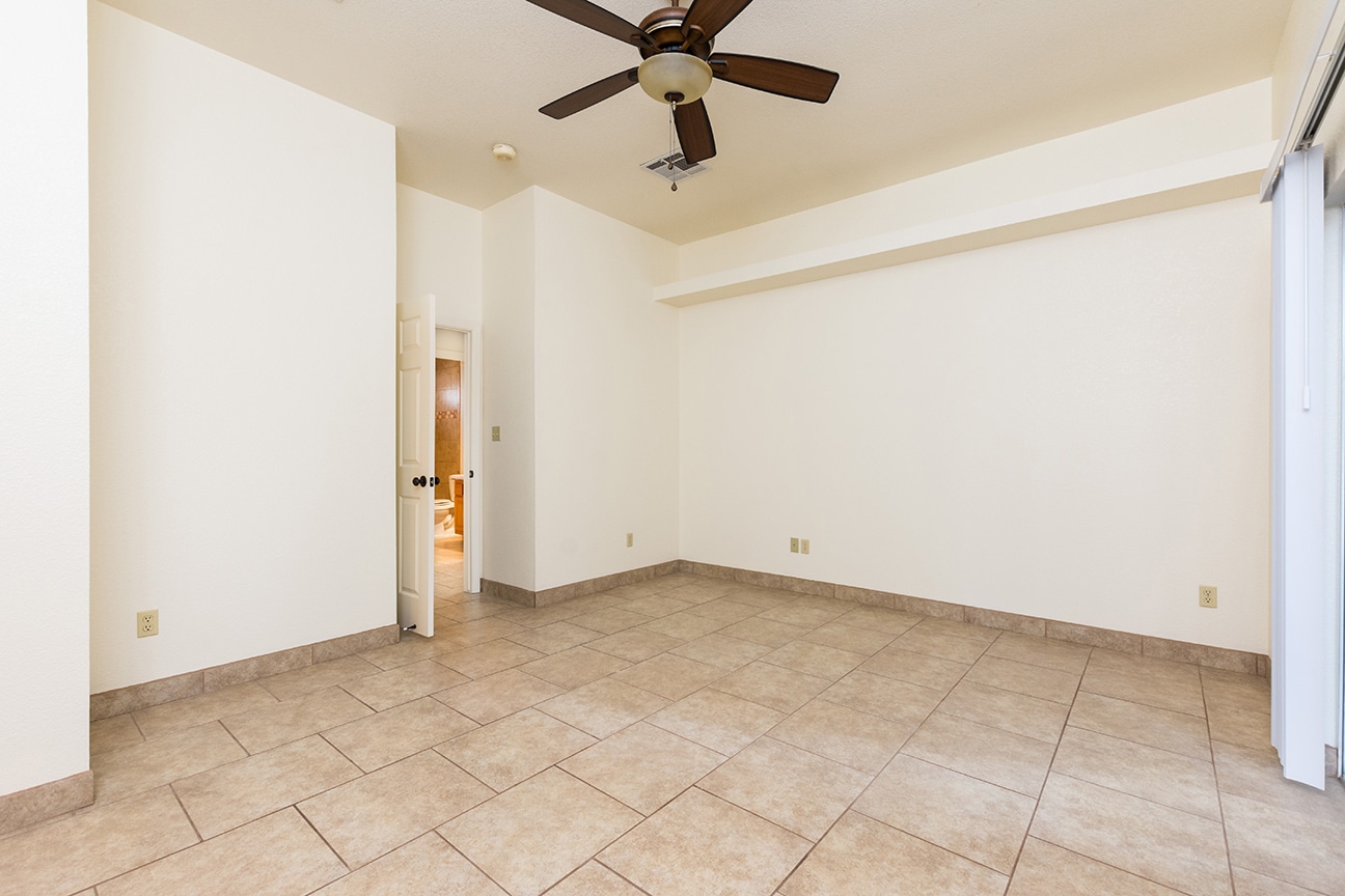 Building Photo - 2357 Saturn Cir