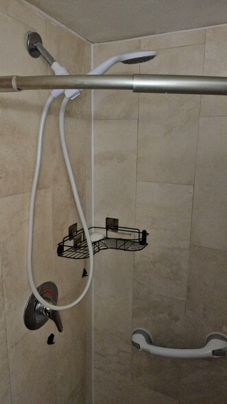 Building Photo - 801 Brickell Bay Dr