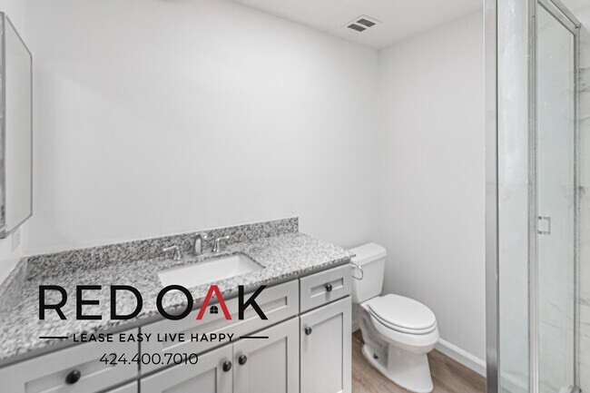 Building Photo - 430 S Maple Dr