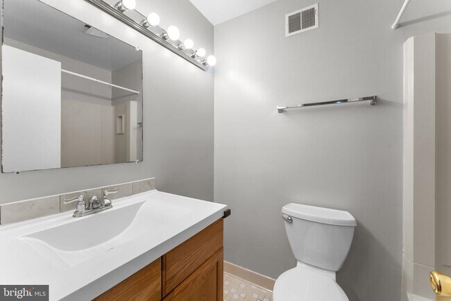 Building Photo - 11331 Headlands Ct