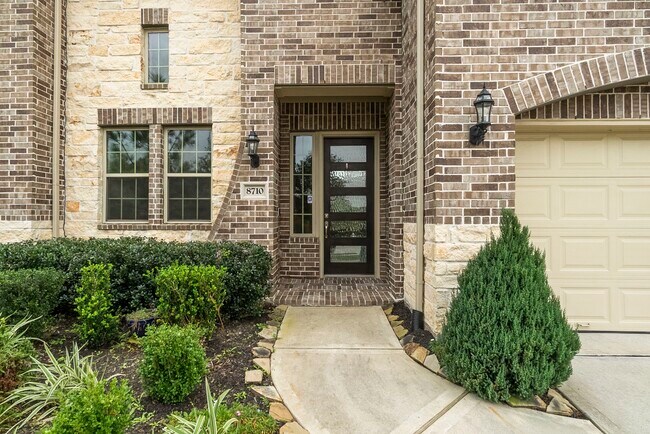 Building Photo - 8710 Burdekin Rd