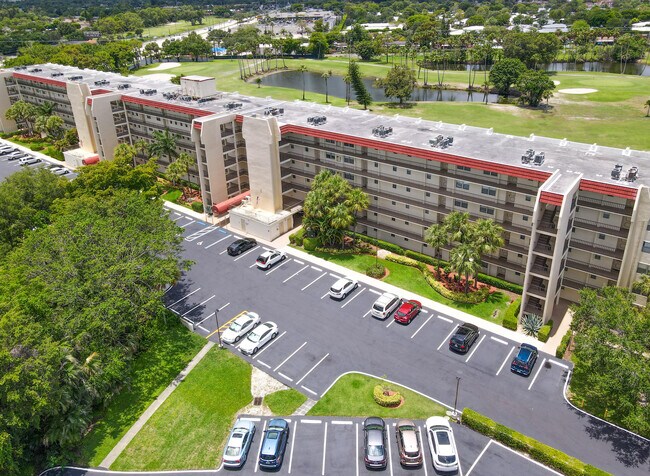 Building Photo - 3951 Via Poinciana