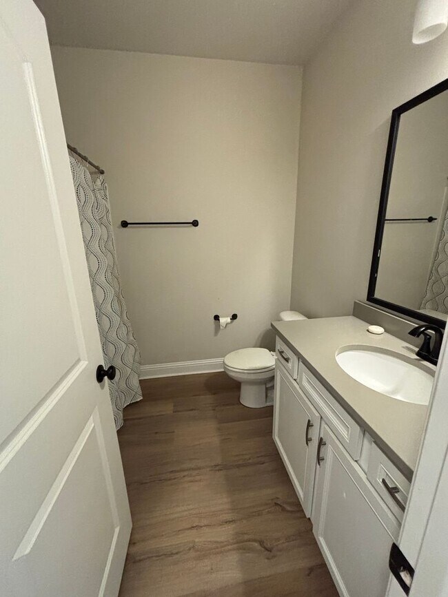 Building Photo - Gorgeous 3 Bedroom Home in Princeton - Only 3 Years Old!