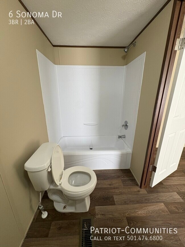 Building Photo - 6 Sonoma Dr