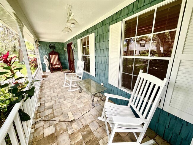 Building Photo - 8834 Whispering Oaks Trail