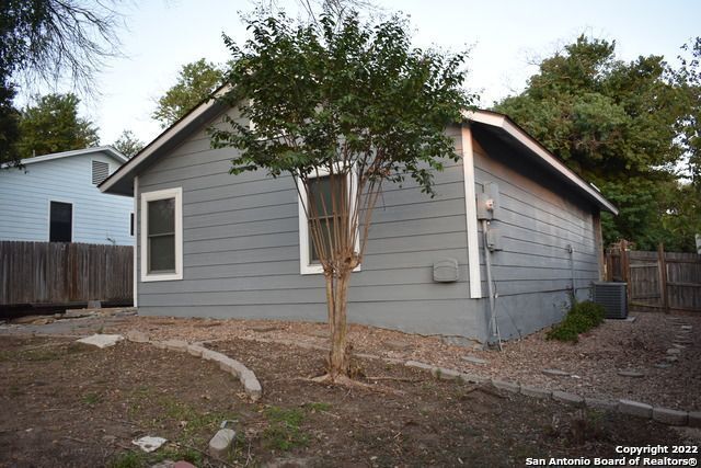 Building Photo - 7719 Skyline Ridge Dr