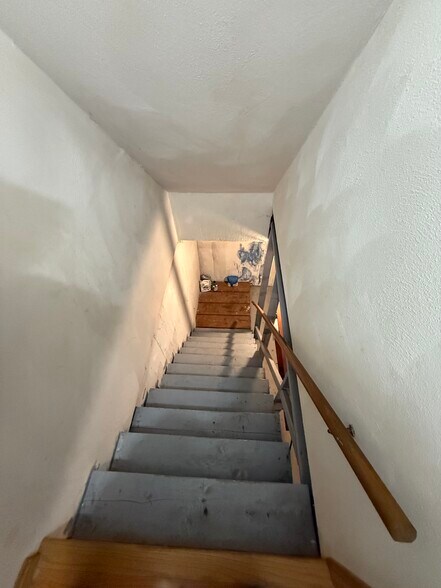 Basement stairs - 179 Fairway Dr