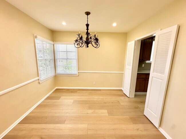 Building Photo - 2544 N Keystone St