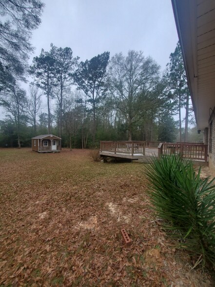 Building Photo - 1061 Gage Dr