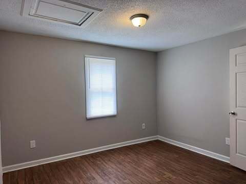 Building Photo - 928 Blount St