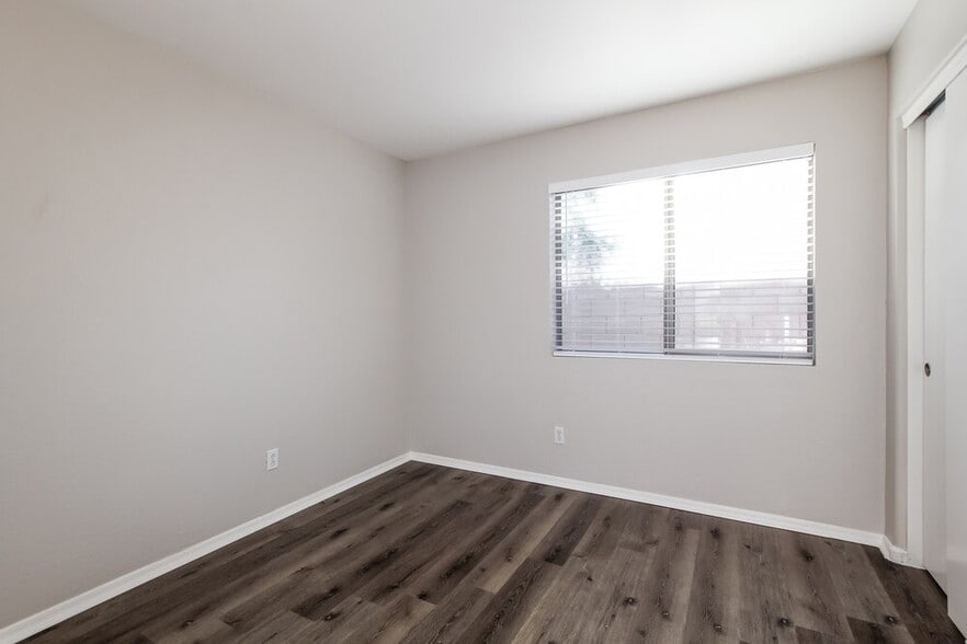 Building Photo - 14909 W Watson Cir