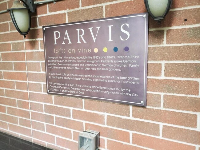 Building Photo - 1407 Vine St