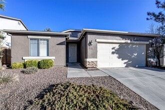 Building Photo - 4 bedroom 2 bath home in Highlands Ranch neighborhood in Chino Valley
