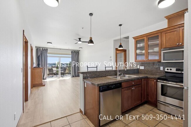 Building Photo - 6432 Melby Way NE