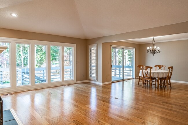 Building Photo - 285 Sugar Gum Ln