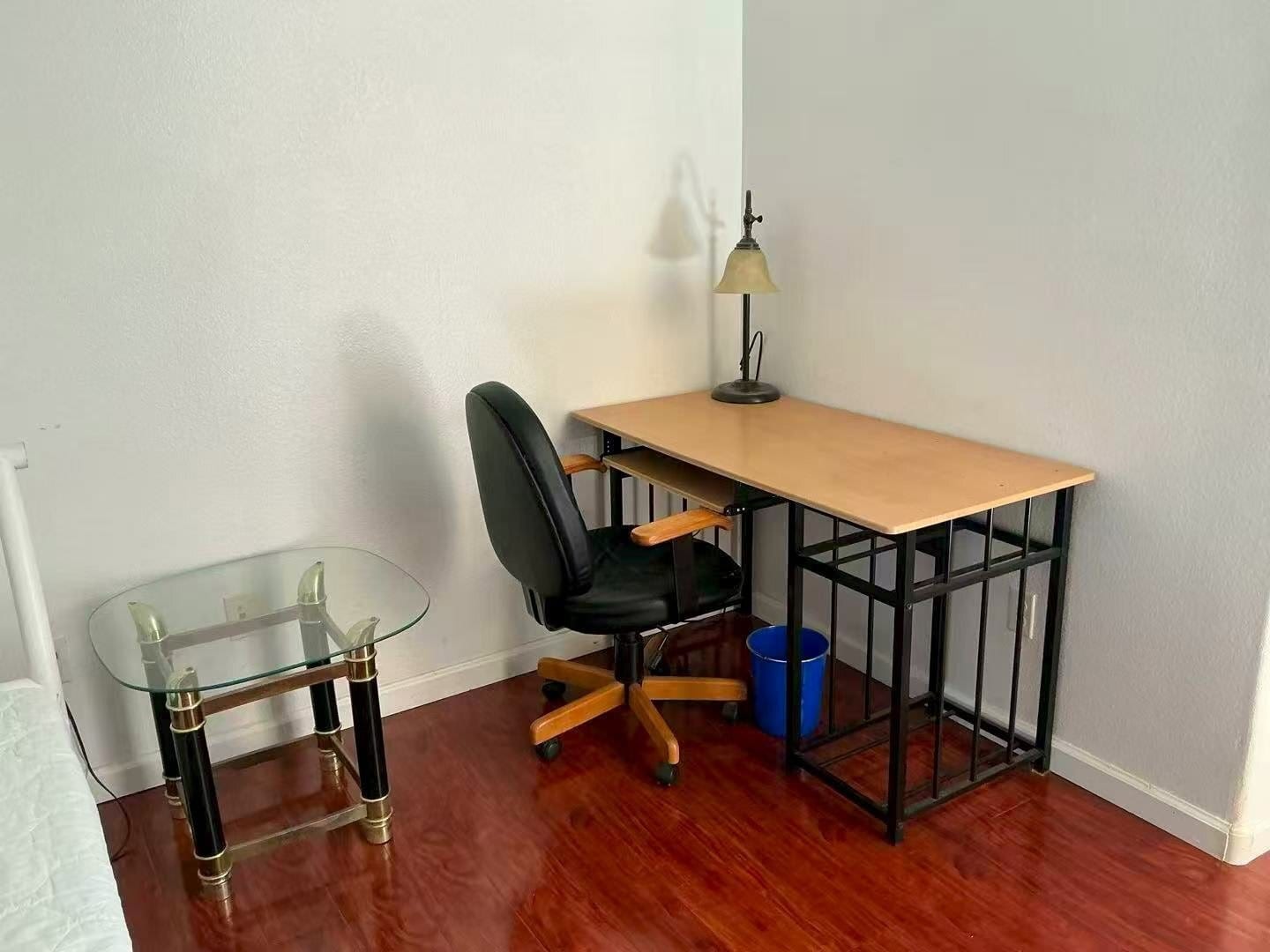 Building Photo - 5650 Red Roof St