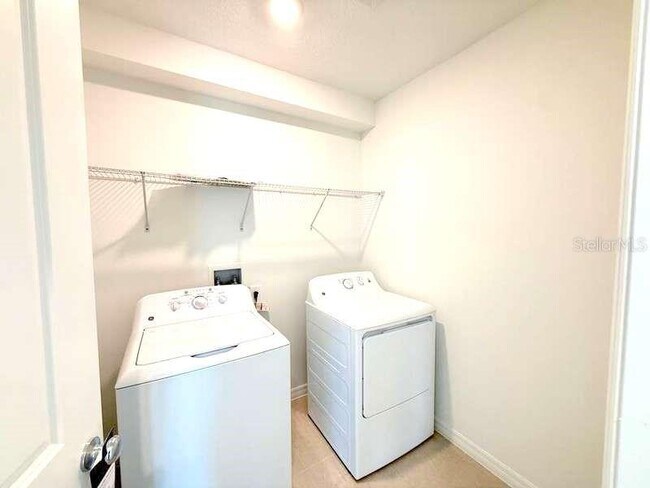 Building Photo - 12088 Brae Wy