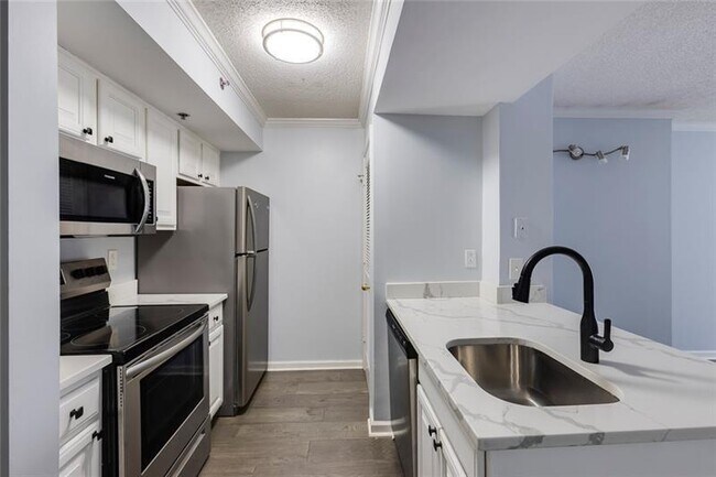 Building Photo - 795 Hammond Dr
