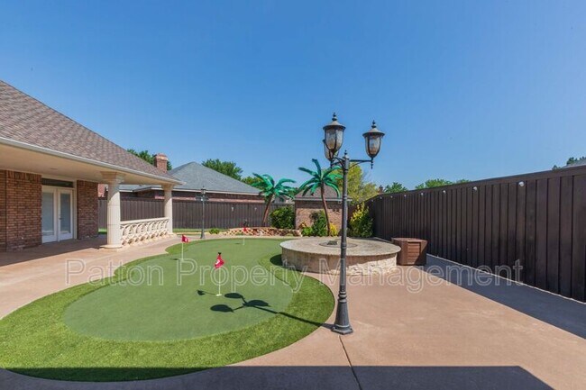 Building Photo - 6910 Logan Pl