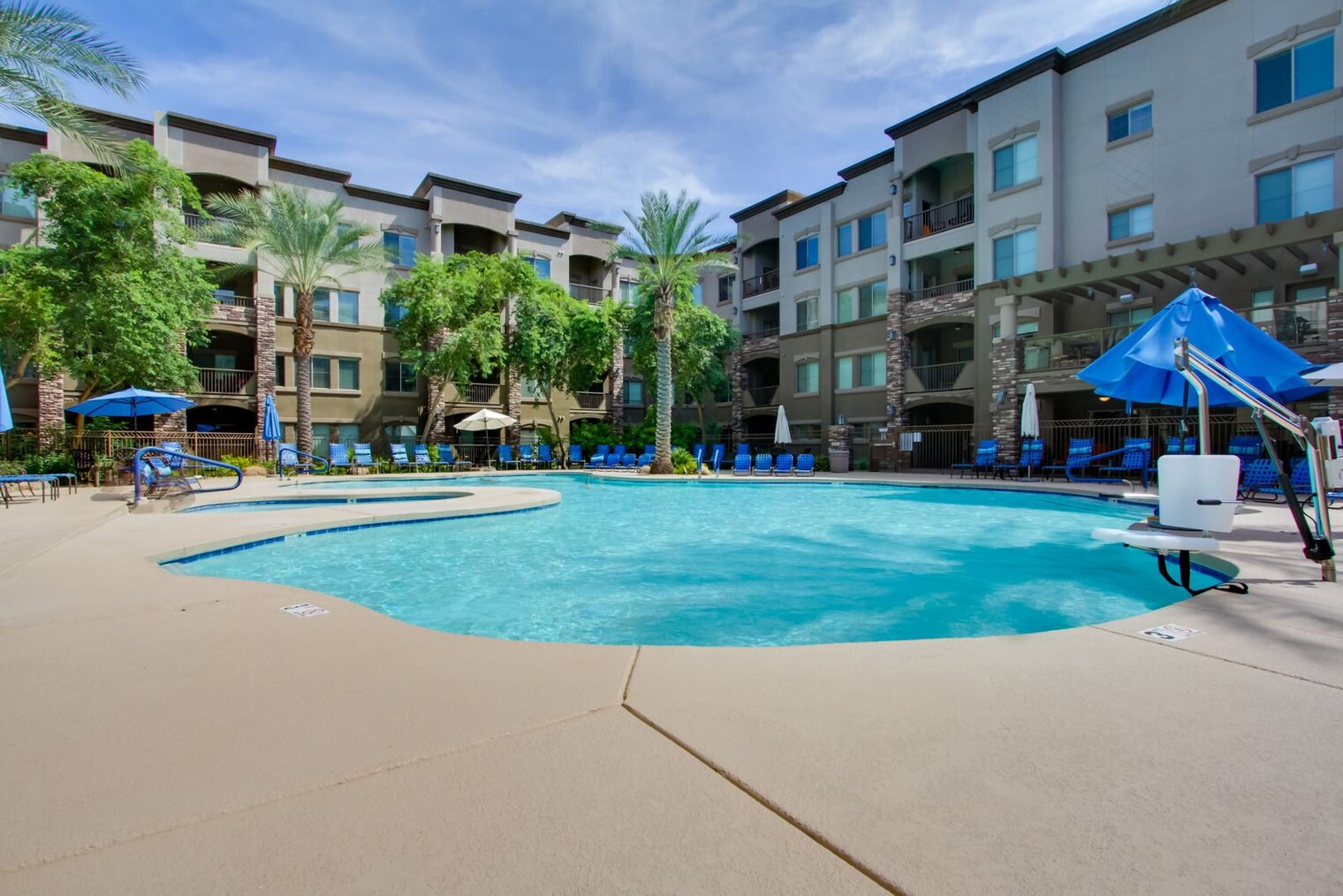 Building Photo - 5350 E Deer Valley Dr