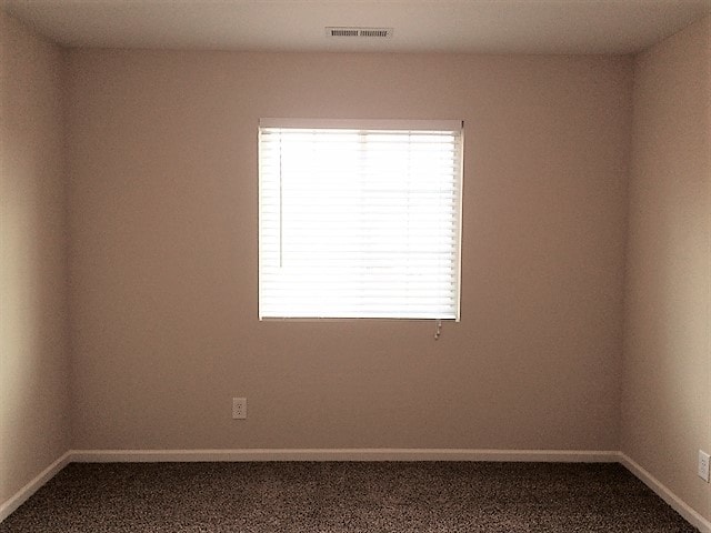 Building Photo - 107 Oak Knoll Dr