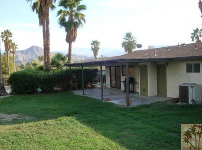Building Photo - 43548 Virginia Ave