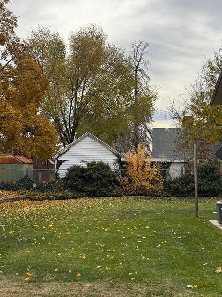 Building Photo - 2196 w 5600 s