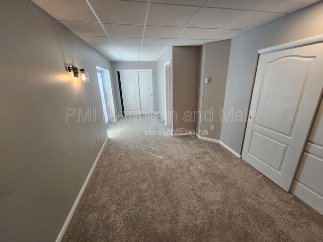 Building Photo - 4000 Laurel Park Hwy