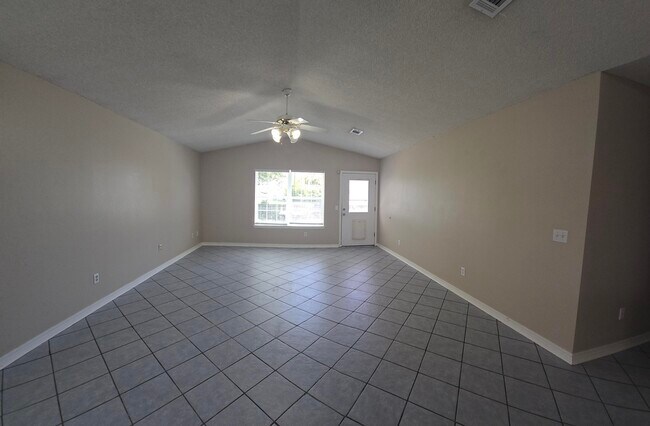 Building Photo - 418 Pristine Water Ln