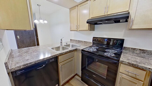 Building Photo - Renovated Upper 1 Bedroom 1 Bathroom Apart...